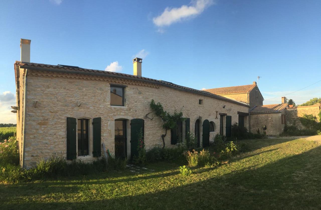 Chai Crann Piorra Saint-Genes-de-Blaye Exterior photo
